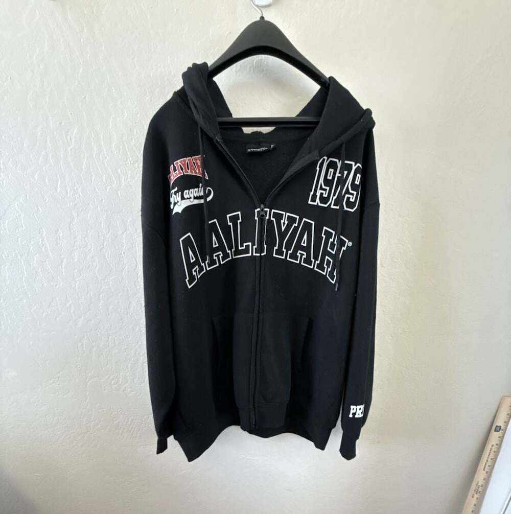 Aaliyah 1979 Graphic Zip-Up Hoodie